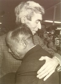 © J-M Coblence / Tchang Yifei : « Tchang ! Comment l’amitié déplaça les montagnes »