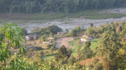 rishikesh-nov-2008-0421 Camp King elephant vu des collines environnantes
